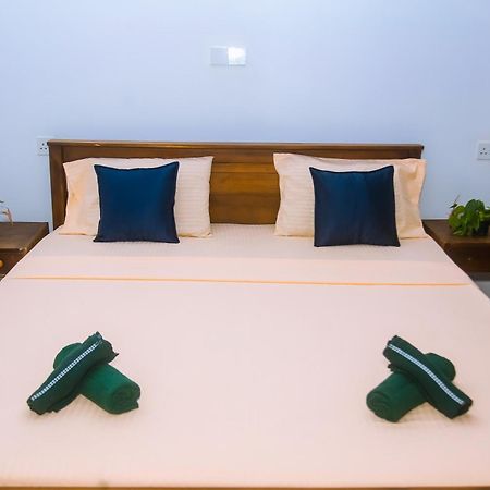 Mirissa Turtle Point Guest Hotel Екстериор снимка