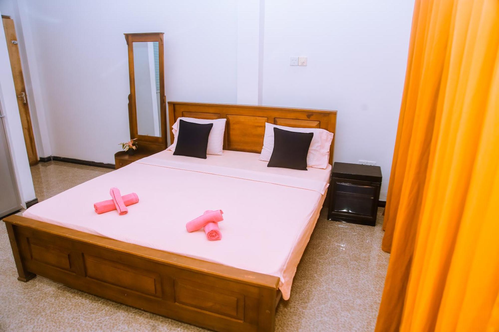 Mirissa Turtle Point Guest Hotel Екстериор снимка