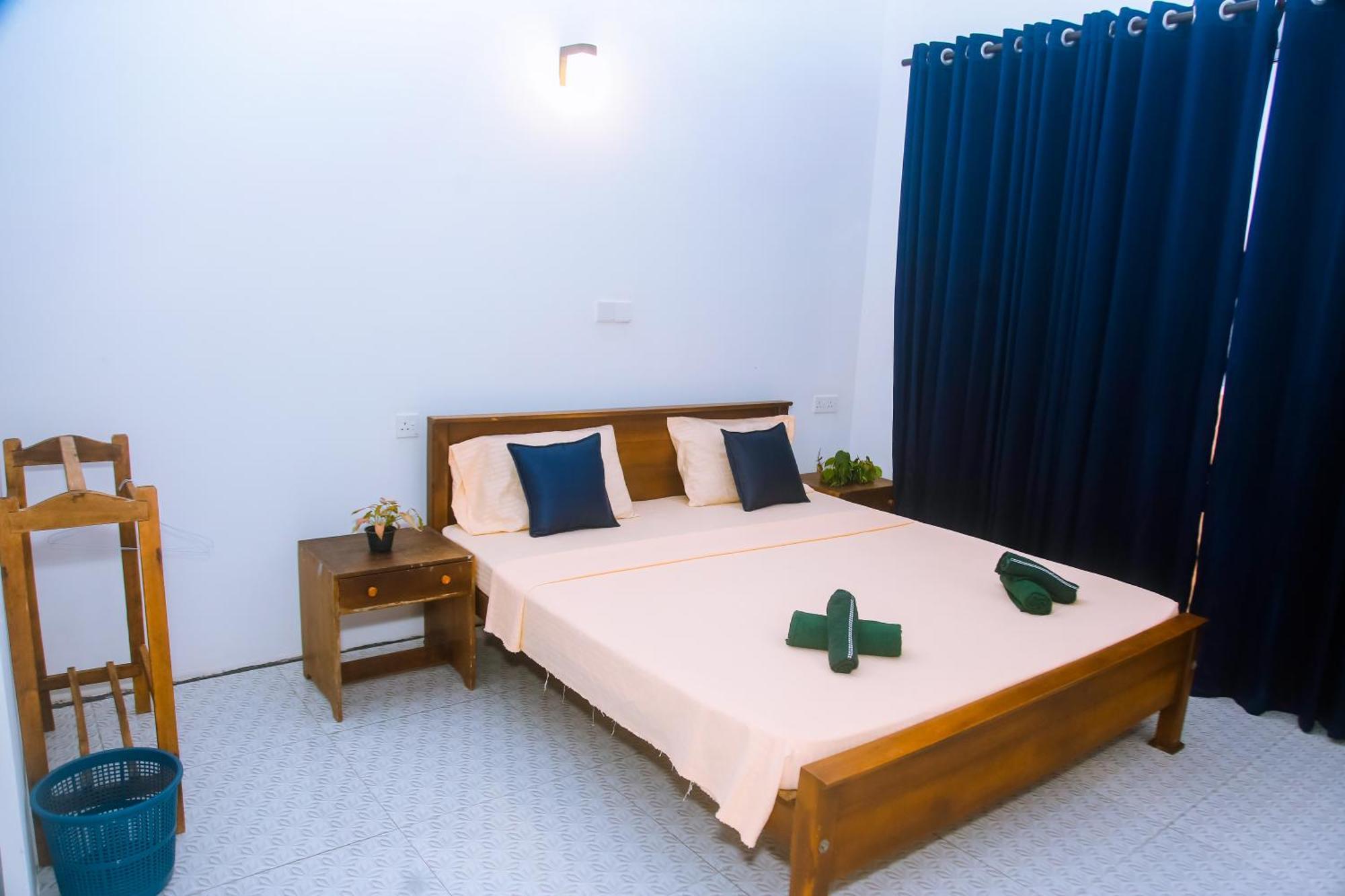 Mirissa Turtle Point Guest Hotel Екстериор снимка
