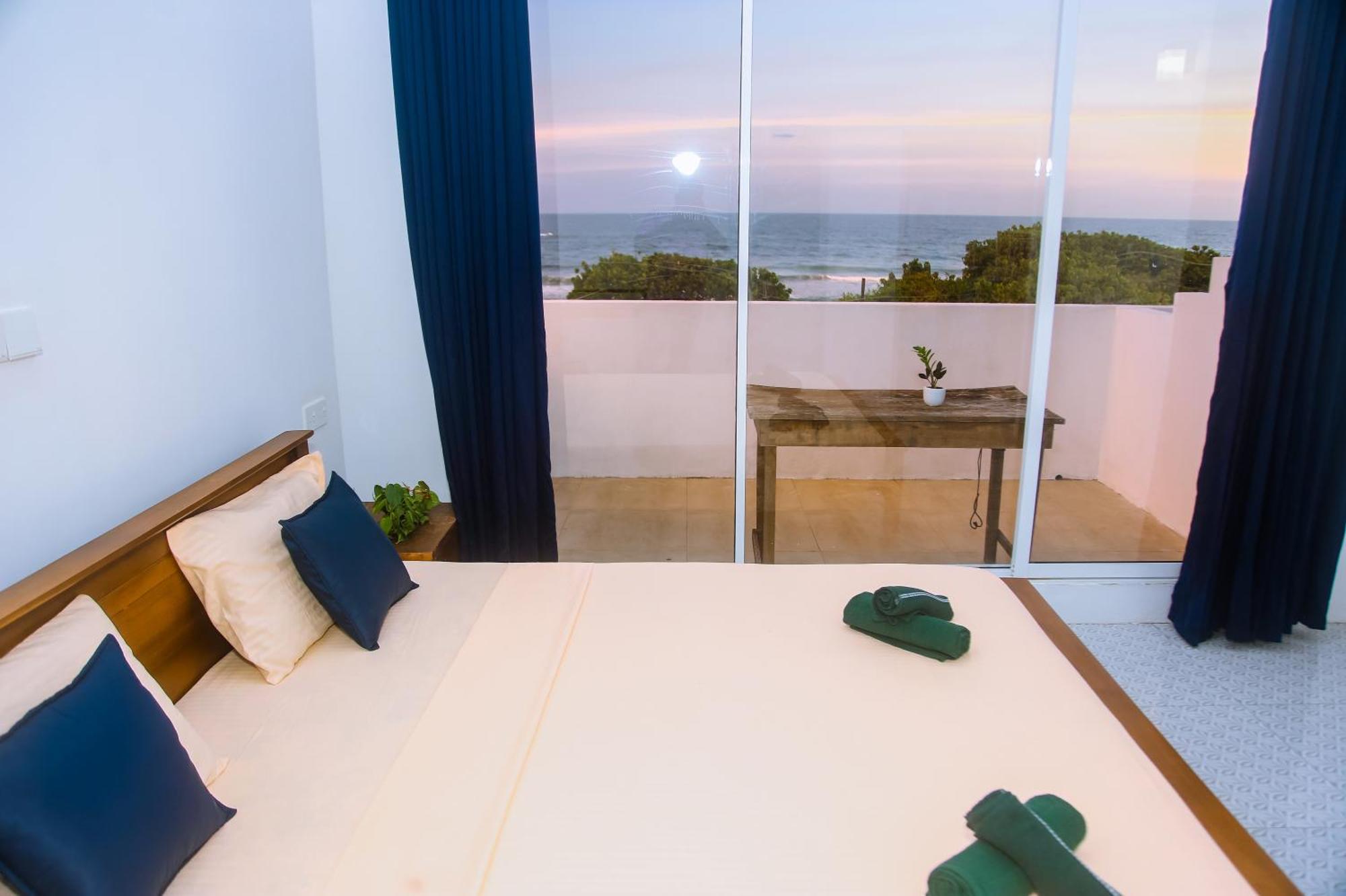 Mirissa Turtle Point Guest Hotel Екстериор снимка