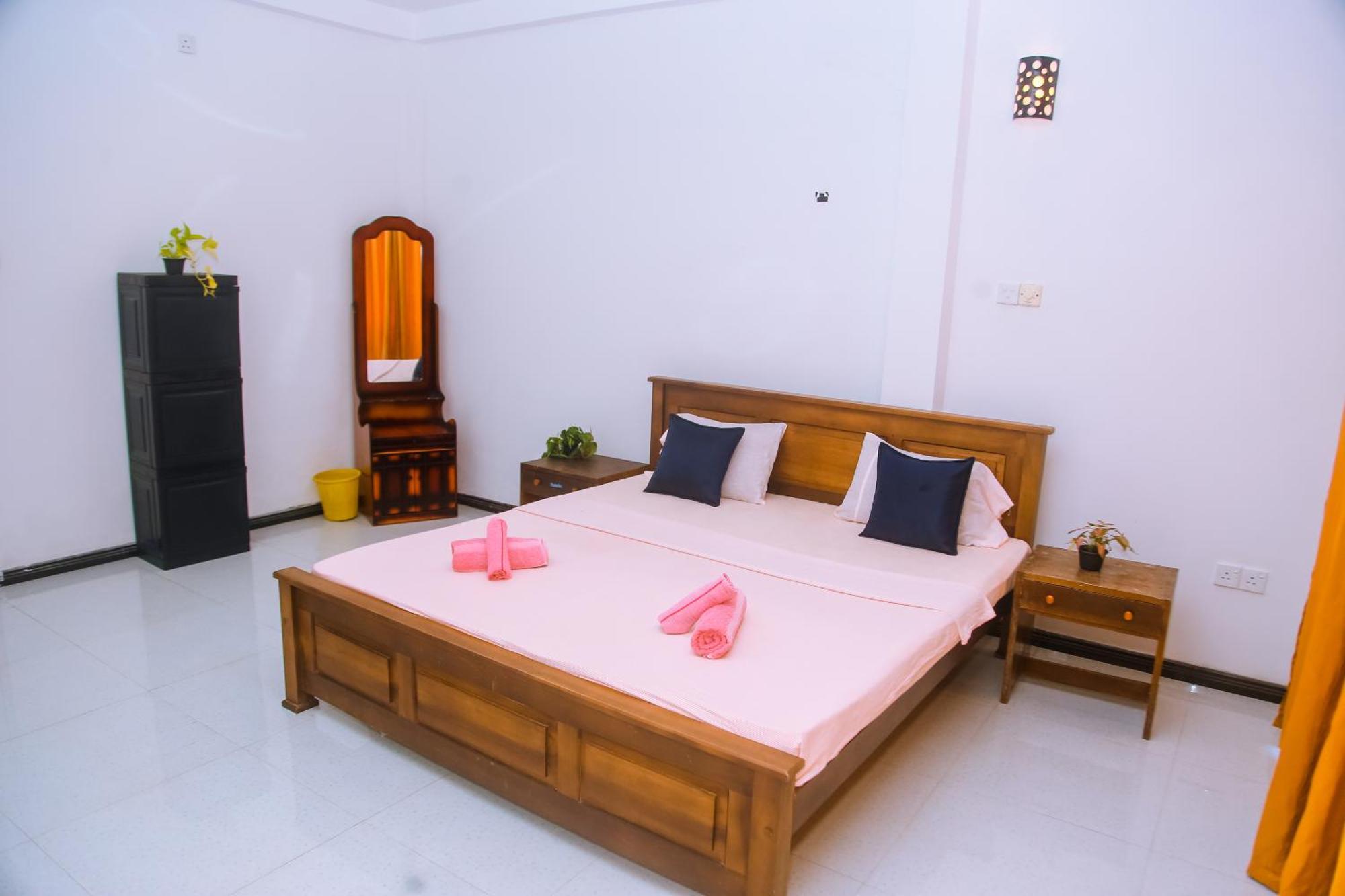 Mirissa Turtle Point Guest Hotel Екстериор снимка