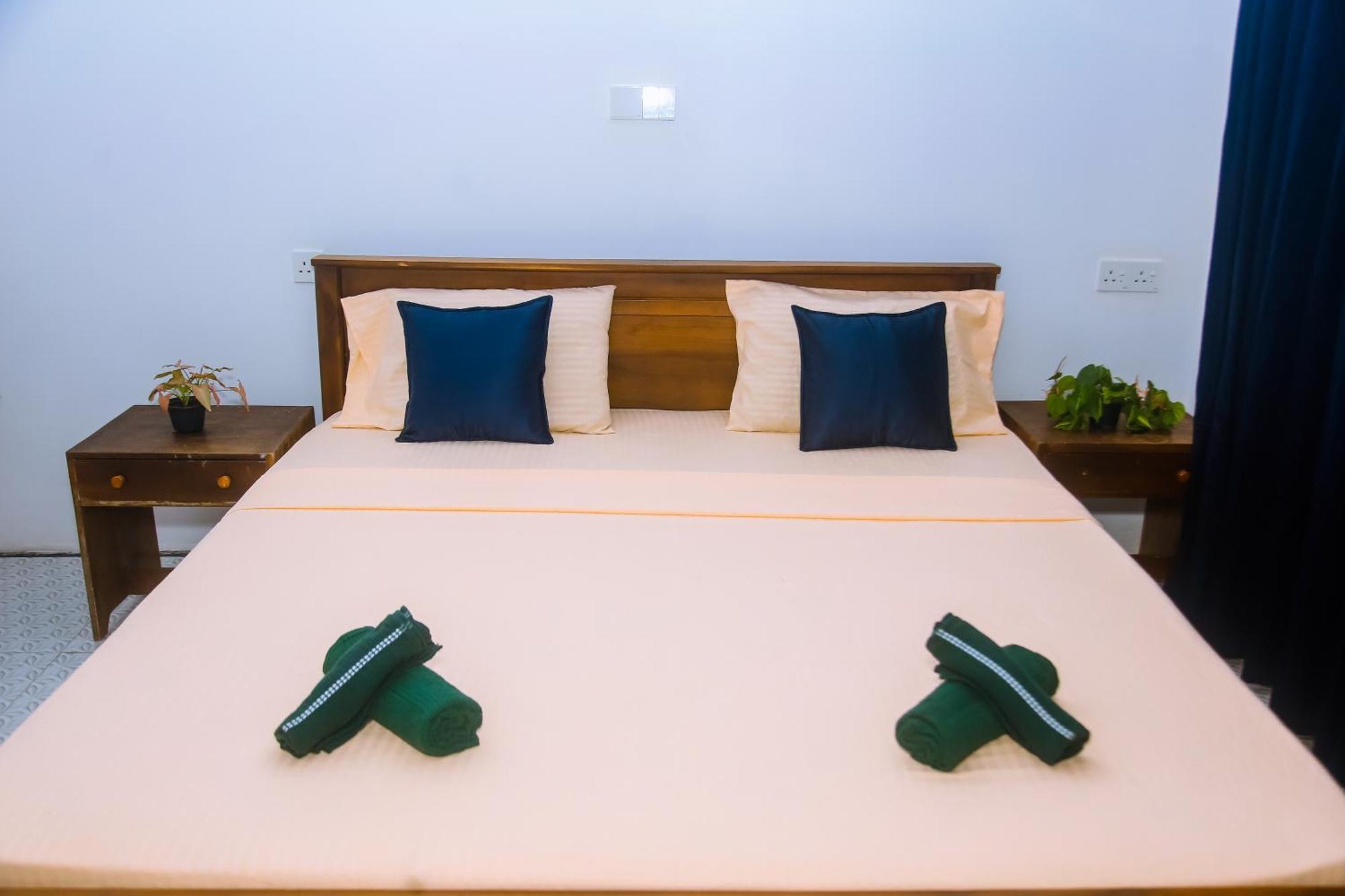 Mirissa Turtle Point Guest Hotel Екстериор снимка